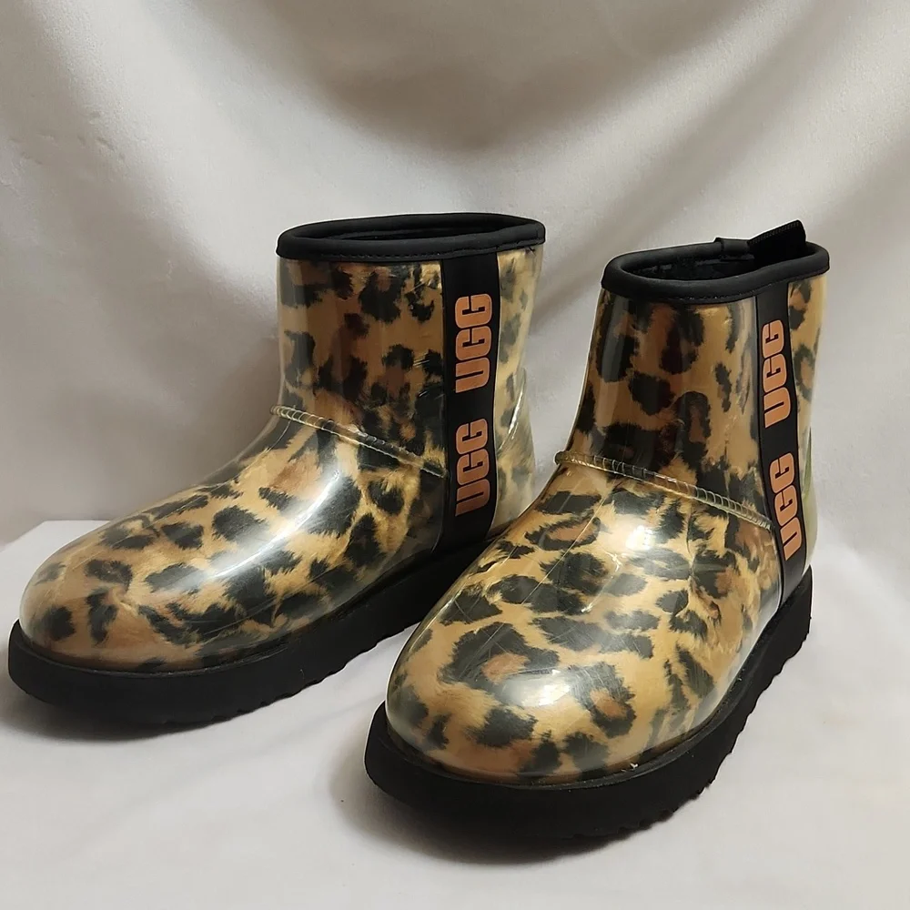 UGG Classic Clear Mini Panther Animal Print Cozy Short Boots (W Size 7)